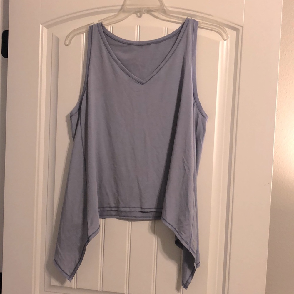 Lululemon tank size 10